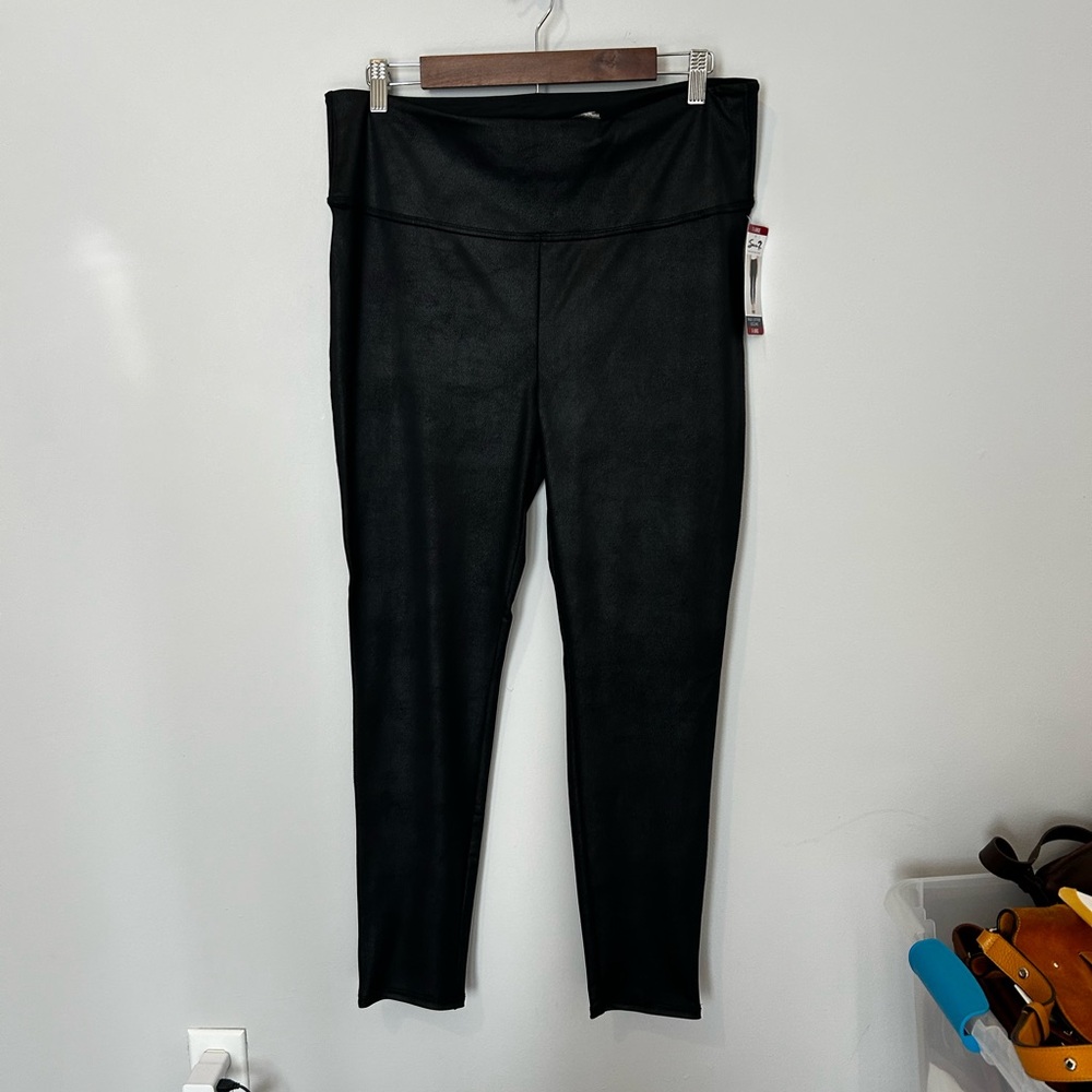 Womens Faux Leather Leggings
